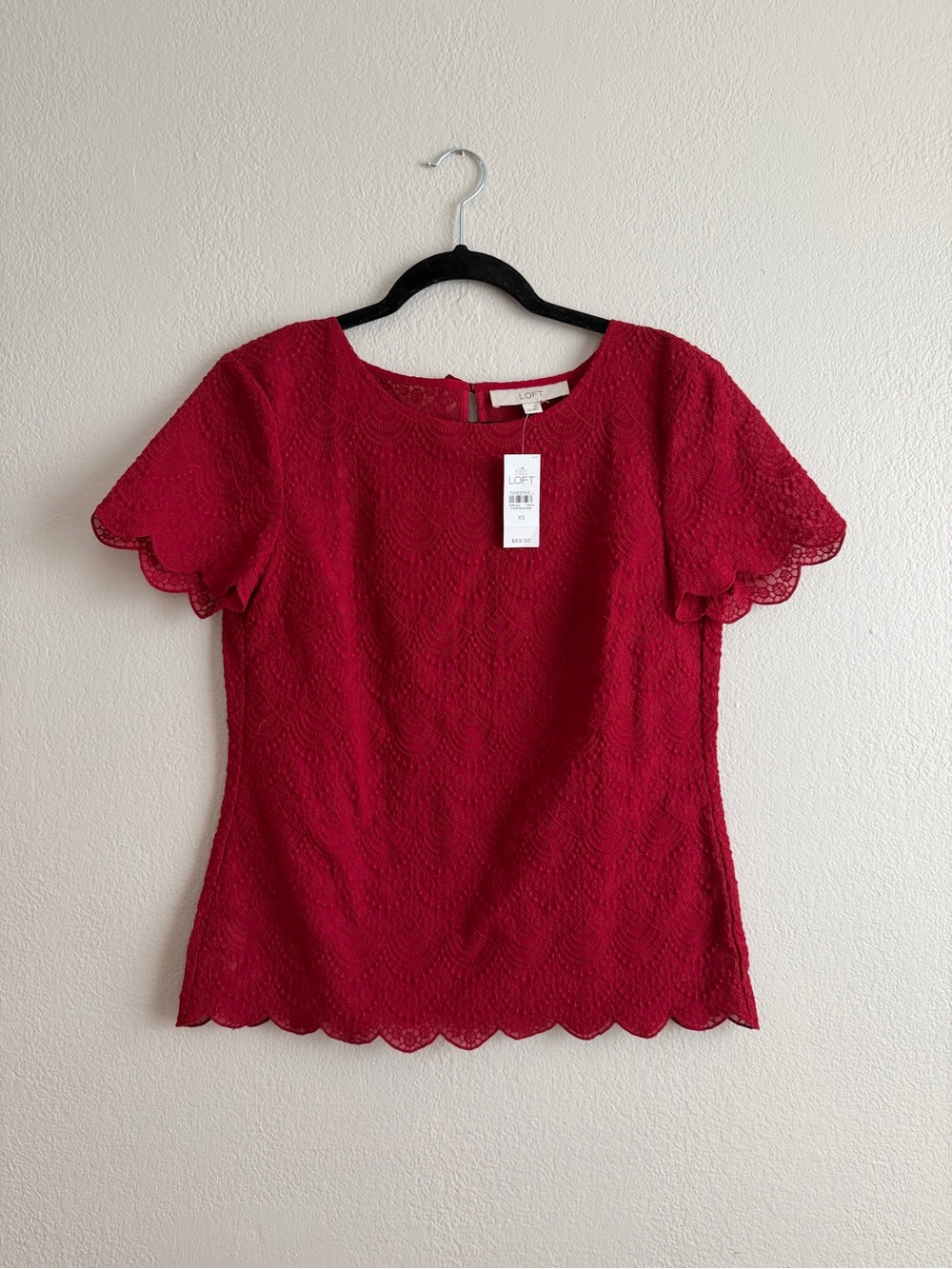 LOFT Red Lace Scallop Sleeve Top NWT